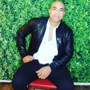 Meet your Posher, Yoan